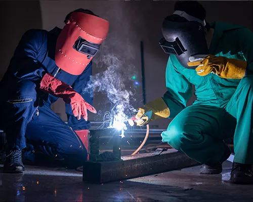 Protective clothing for electrical welding operations